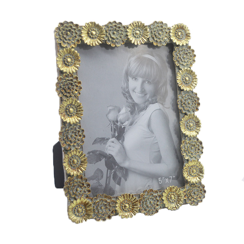 Vintage European Gold Chrysanthemum Relief Resin Photo Frame