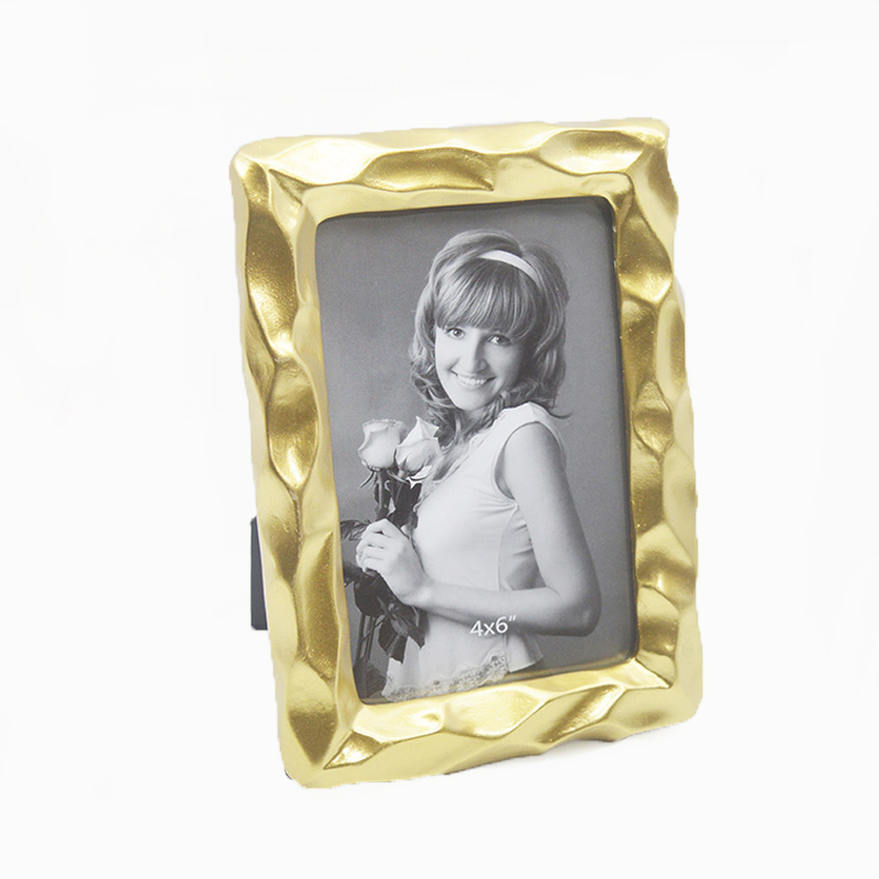 Customized textured photo displays